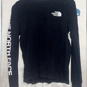 Long sleeve north face tee